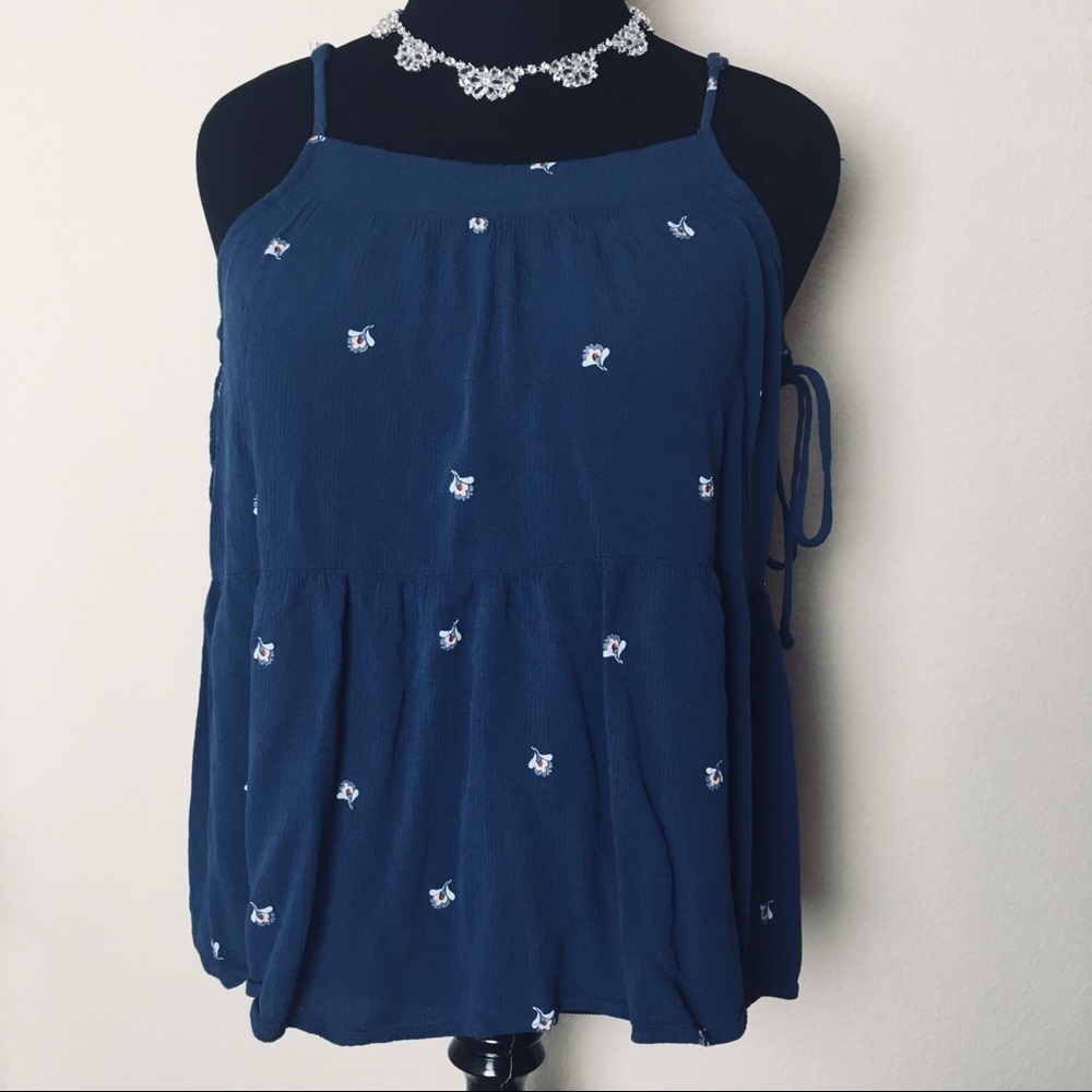 Universal Thread Floral Tank Top - Picture 2 of 7